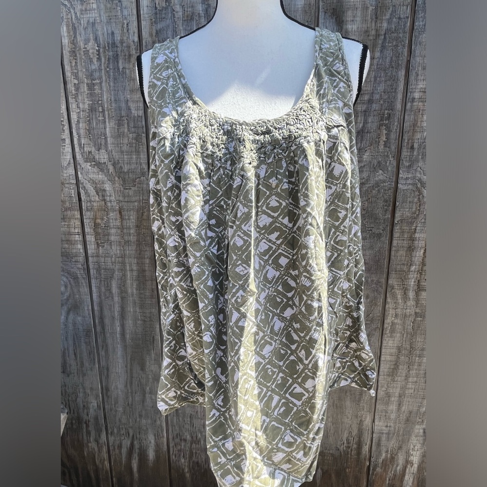 Avenue tank top